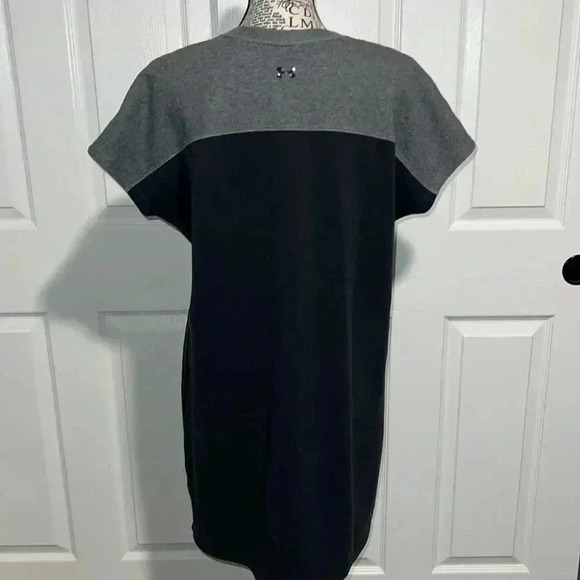 Under Armour Sweatshirt Short Sleeve Shirt Dress Womens - Picture 4 of 5
